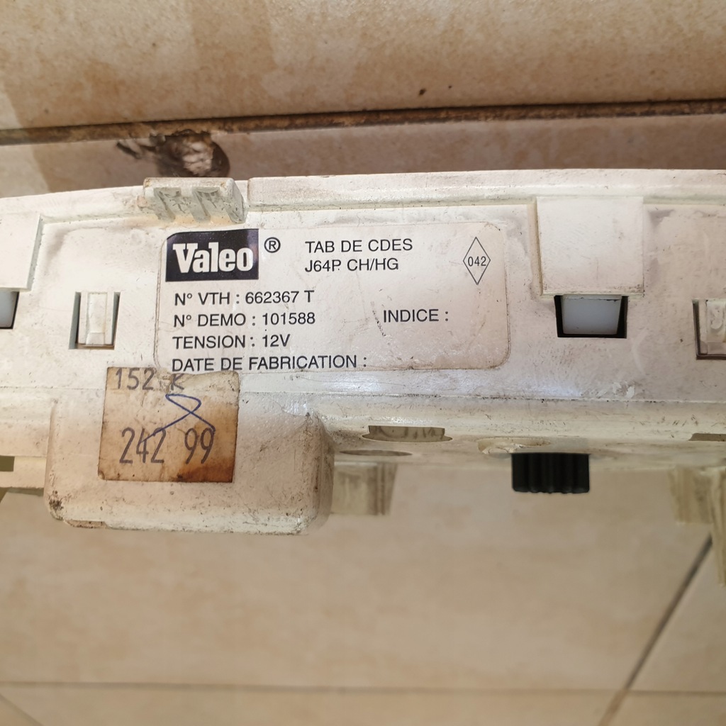 фото №16, Панель керування вентиляція renault scenic i 651947u