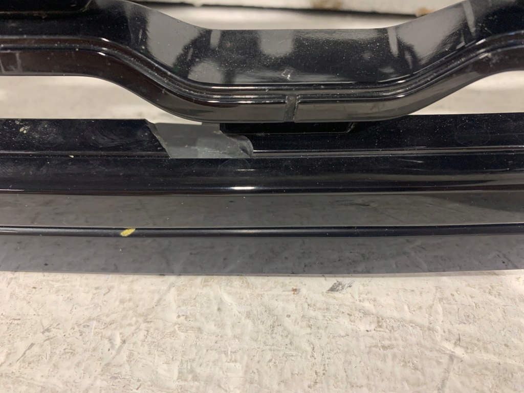 фото №4, Land range rover velar решётка радиатора перед j8a2-8200-dd