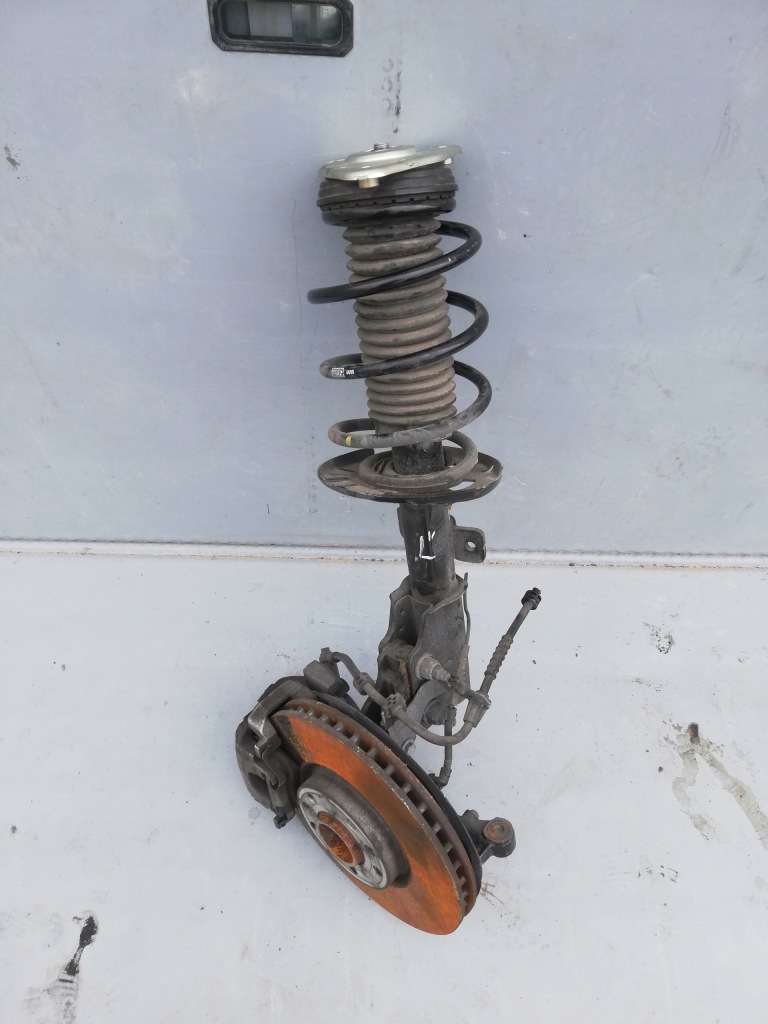 фото №1, Peugeot 3008 ii, 5008 ii mcperson поворотный кулак левая