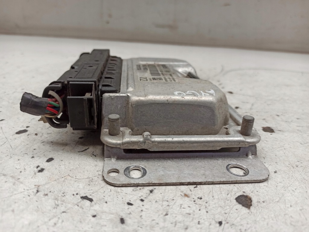 фото №7, Toyota aygo бортовой компьютер блок управления 89661-0h023