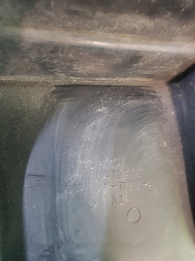 фото №12, Решётка радиатора решётка радиатора 53111-12a00 toyota auris i e15 eur hb 07r