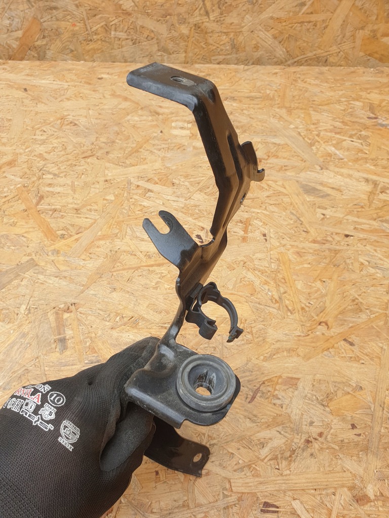 фото №3, Alfa romeo stelvio кронштейн кронштейн