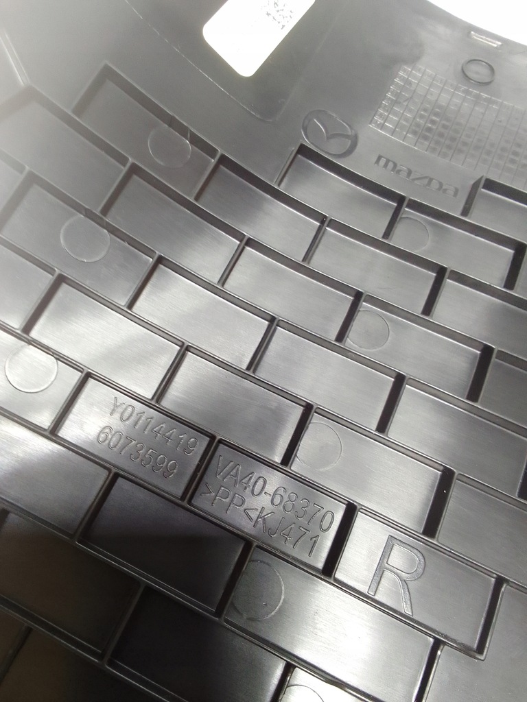 фото №14, Mazda cx50 23- защита стойка левый правый перед usa