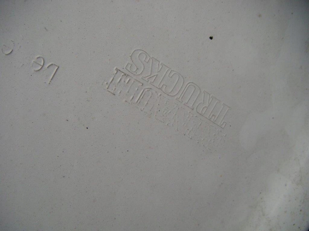 Renault range t ветровик кабины левая 82280784 Недорого