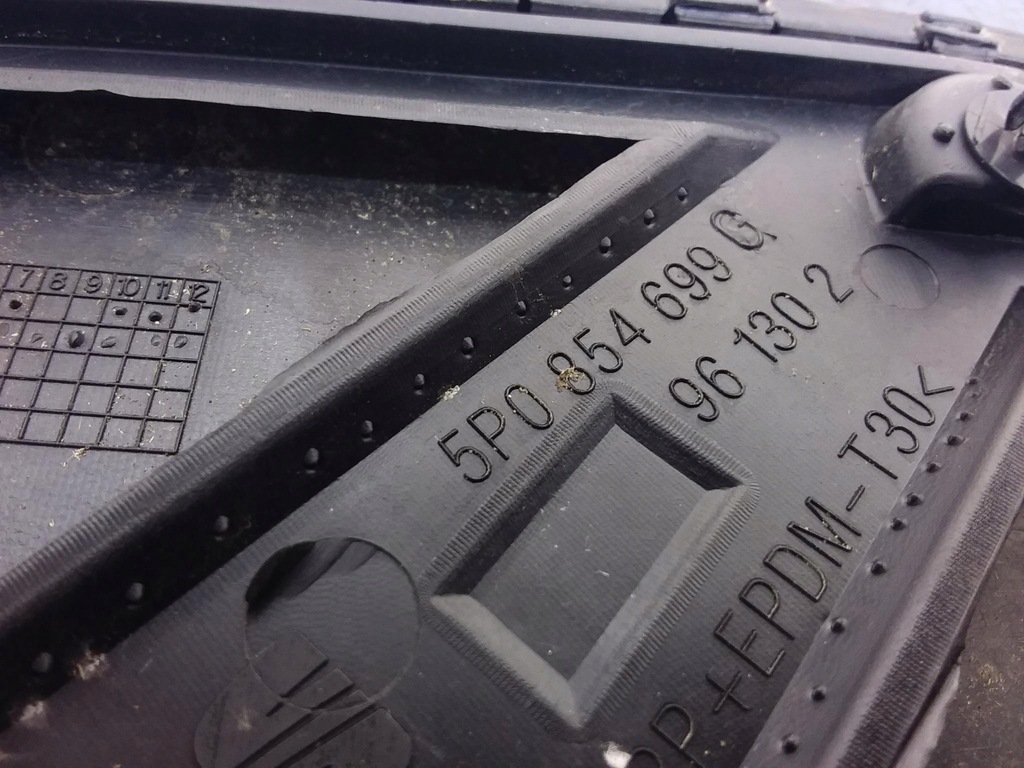 фото №8, Seat toledo iii жабо молдинг 5p0854699g