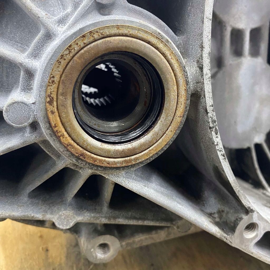 фото №7, Коробка передач передач механічна коробка передач 1.6 d2 v60 i s60 ii