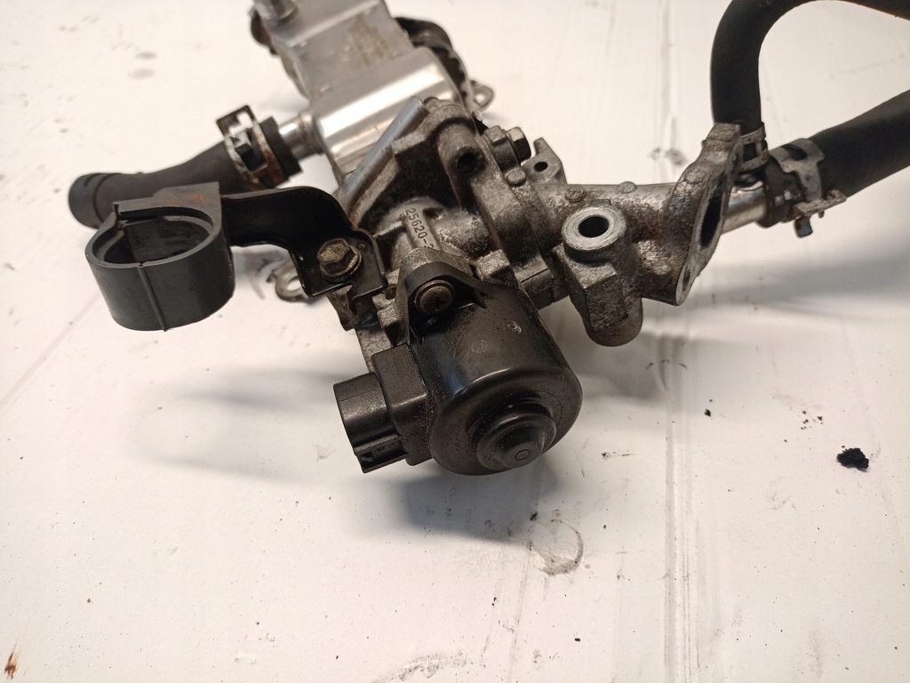 фото №12, Клапан egr радіатор вихлопних газів toyota prius iii