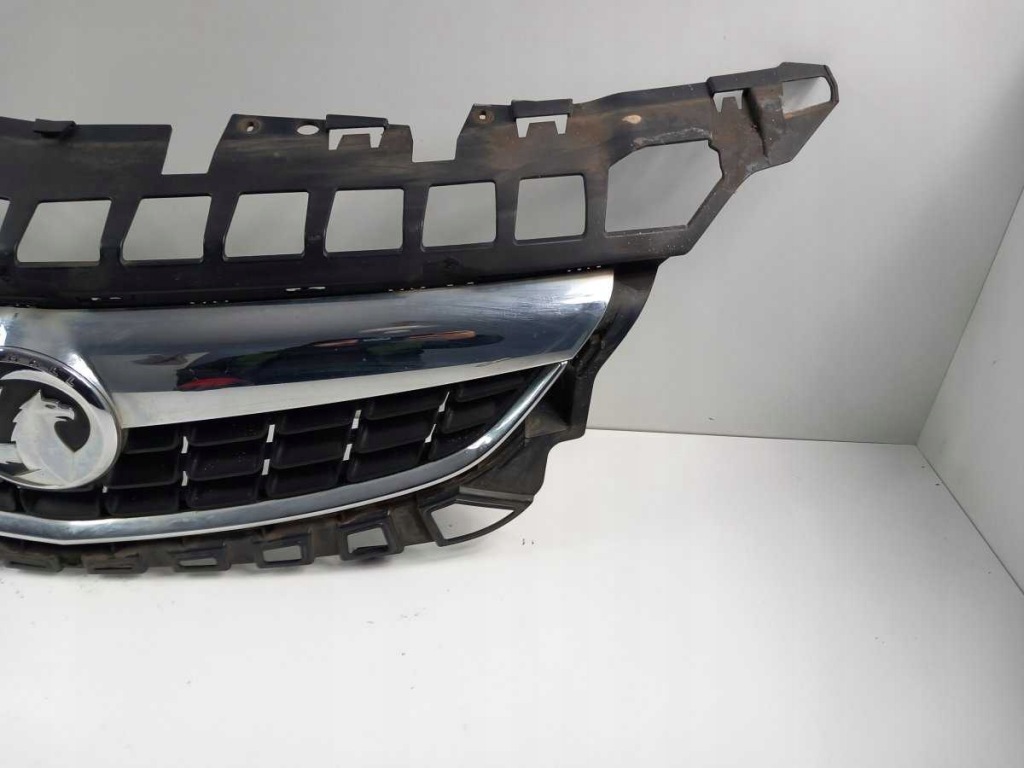 Opel astra j решётка радиатора решётка радиатора 13266577 Цена