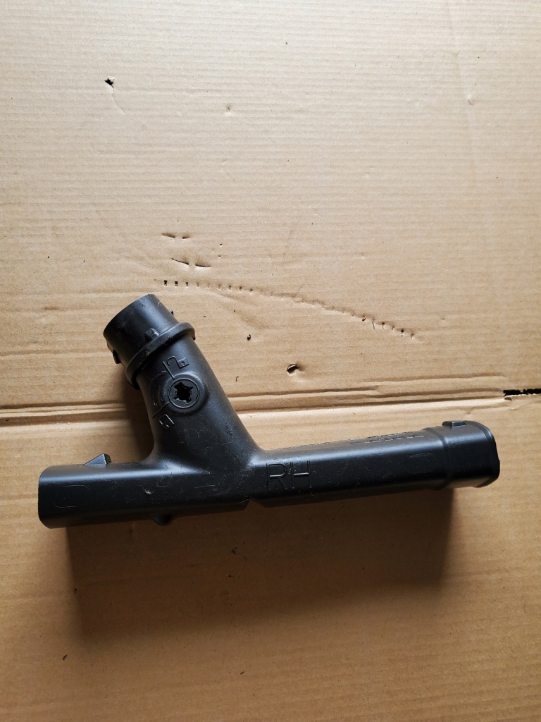 фото №1, Повітрозабірник труба впуск повітря сидіння задня volvo xc90 ii