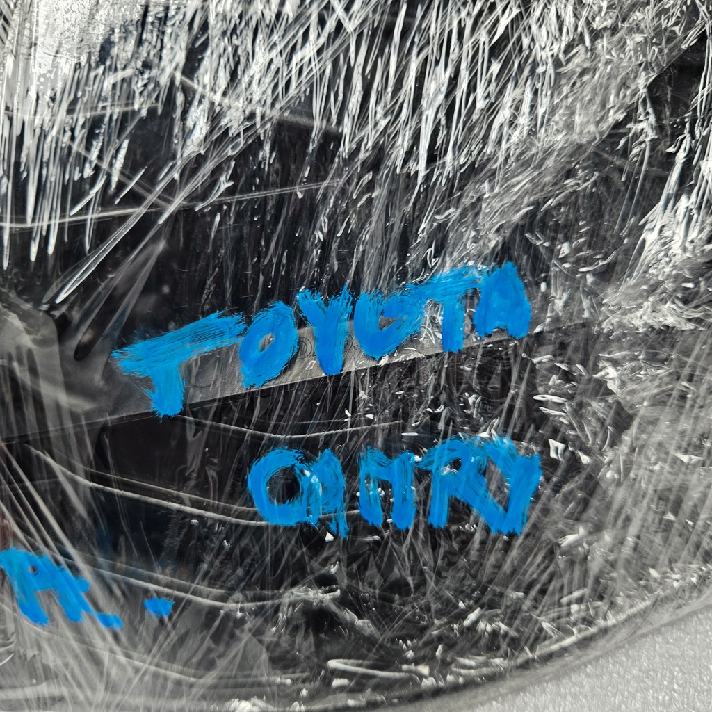 фото №15, Решётка бампера решётка радиатора правая toyota camry гибрид hybrid se 81481-06240