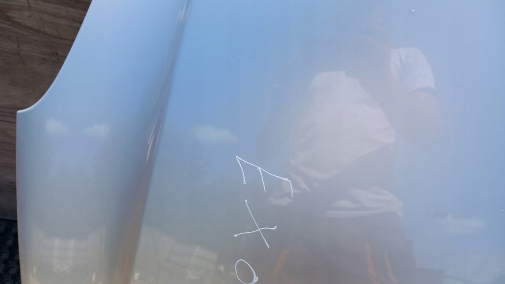 Mercedes cls w219 седан капот c775 в Украине