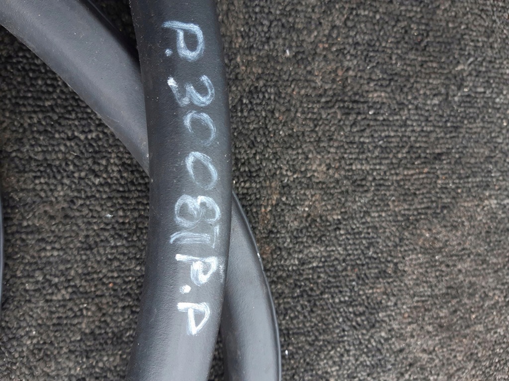 фото №8, Прокладка дверь правый перед peugeot 3008 ii кузов