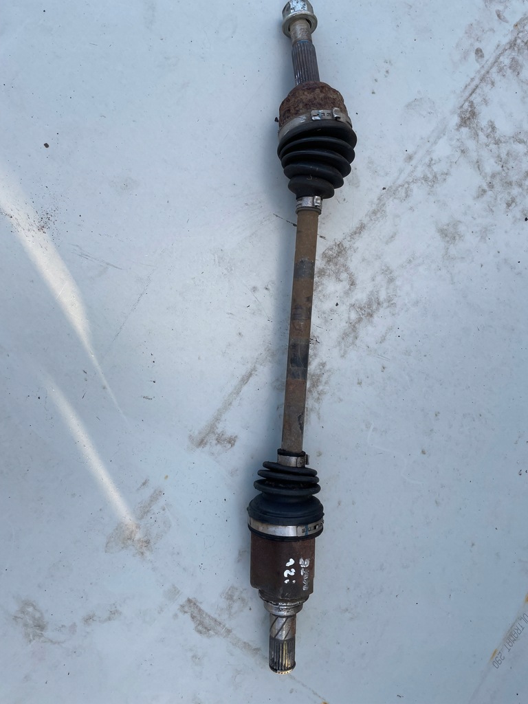 фото №1, Приводной вал левая nissan note e12 1.2 b