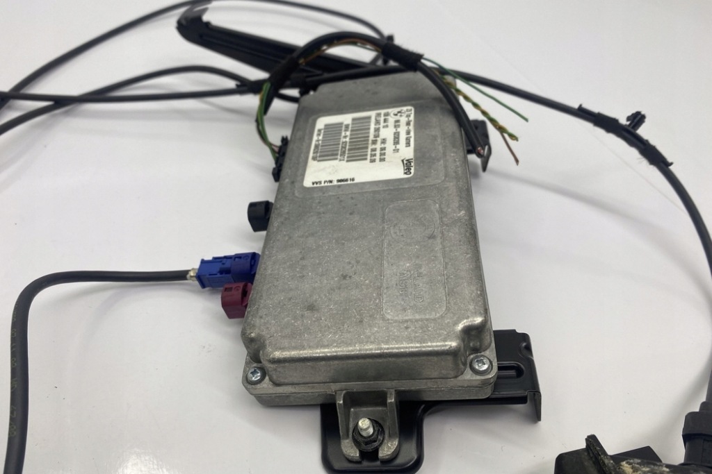 фото №8, Камера крышки багажника bmw 7 f01, f02 9200566 3.0l дизель 180kw 2009