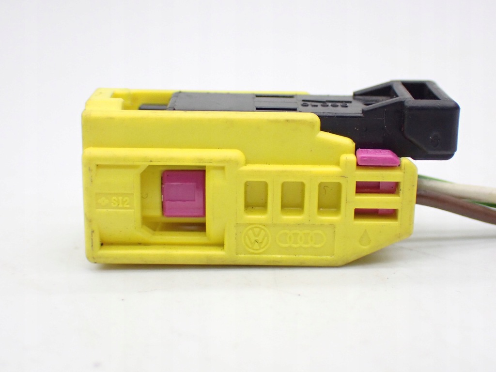 фото №7, Колодка штекер з'єднувач жовта audi a8 d4 4h0972586