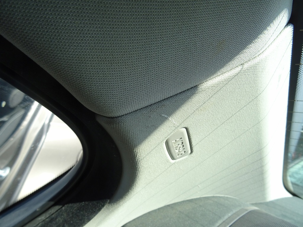 фото №1, Шторка безопасности правая bmw f10