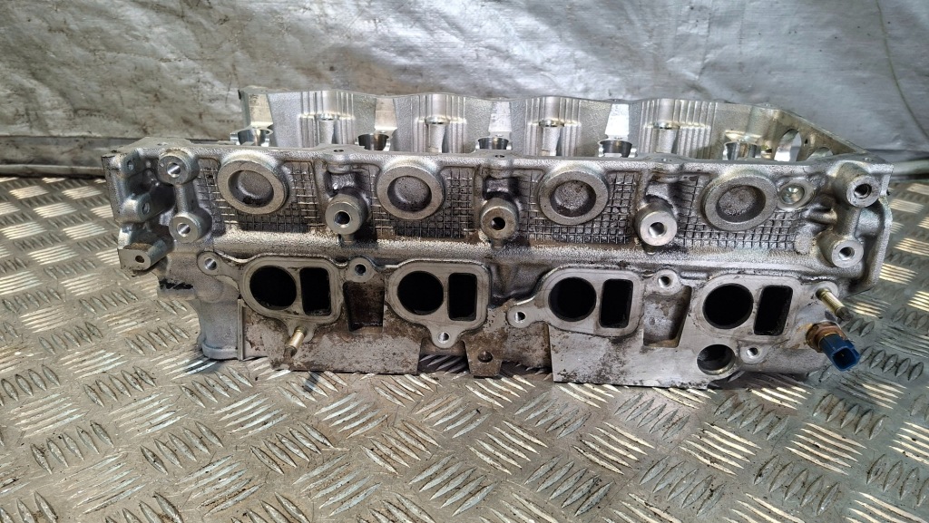 Головка двигателя nissan x-trail t30 2.2dci aw4 Доставка