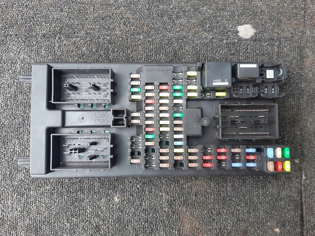 фото №6, Коробка запобіжників aw93-14f041-ae jaguar x351