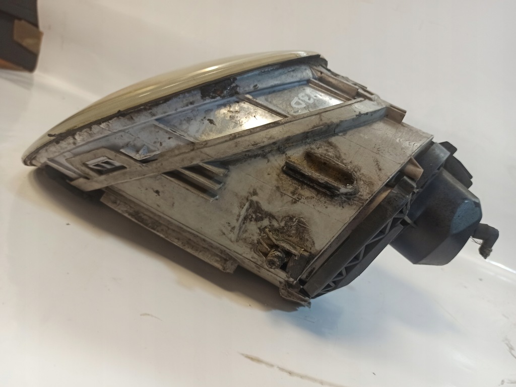 фото №10, Volkswagen new beetle лампа лівий перед 0301163201 1c0941005d