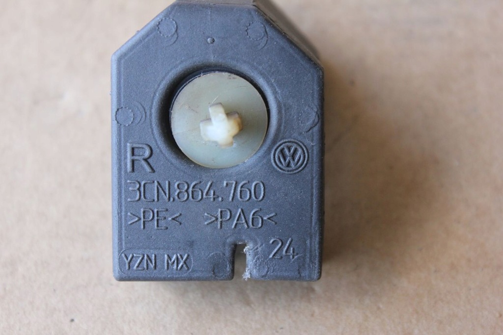 фото №5, Шумоізоляція жолоб праве vw atlas lift atlas cross 3cm864760