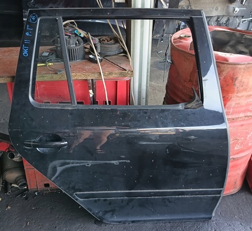 фото №1, Skoda octavia ii 10r kombi двері правий задня задні 9910