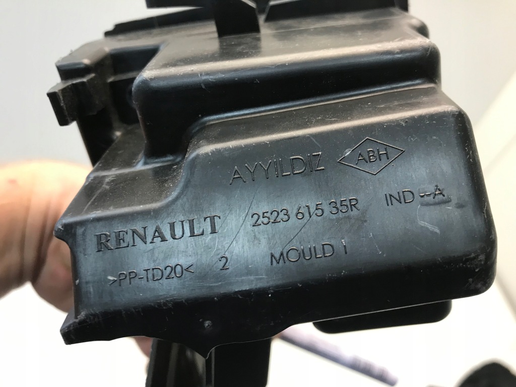 фото №3, Основа коробка запобіжників clio v captur ii