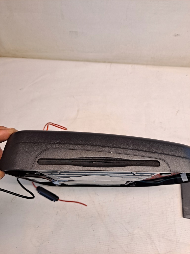 фото №12, Экран проигрыватель dvd car-tft cherokee wk