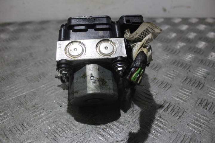 фото №1, Насос abs mercedes cla 200 c117 w117 1.6