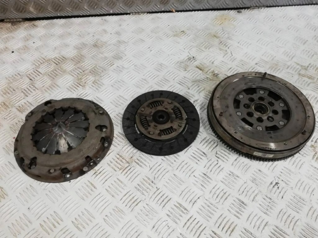 фото №1, Alfa romeo mito 0.9 twin air сцепление двухмассовый маховик 55266573