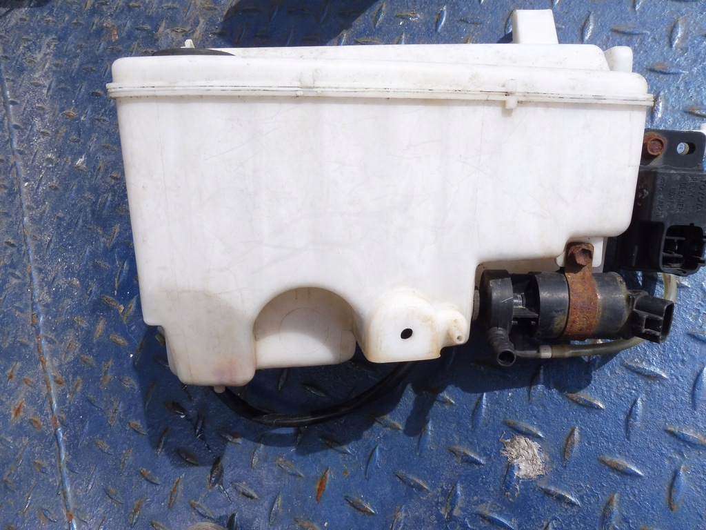 фото №1, Бак омивача помпа toyota landcruiser100