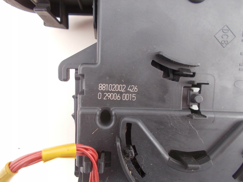 Переключатель рычаг renault clio 3 88102002 Оригинал