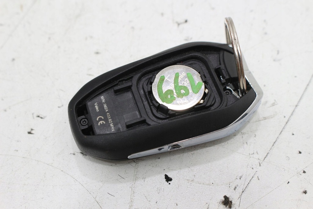 фото №4, Pilot peugeot 2008 ii 433.92mhz