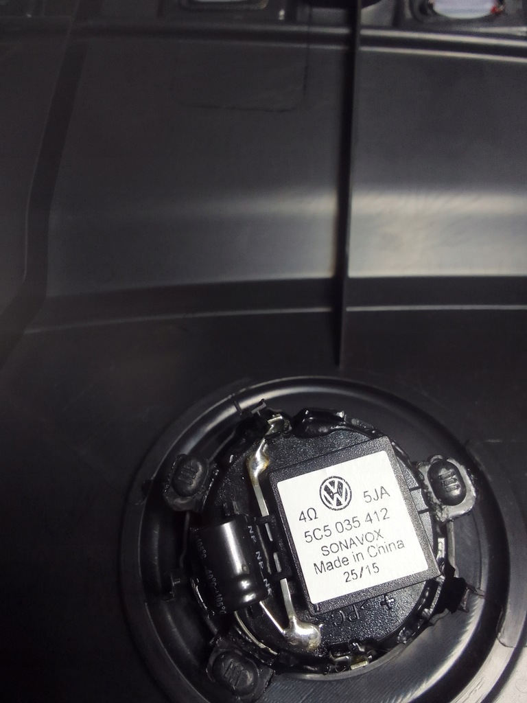 фото №14, Vw new beetle 16 - обшивка обивка левый задняя 5c5867043 usa