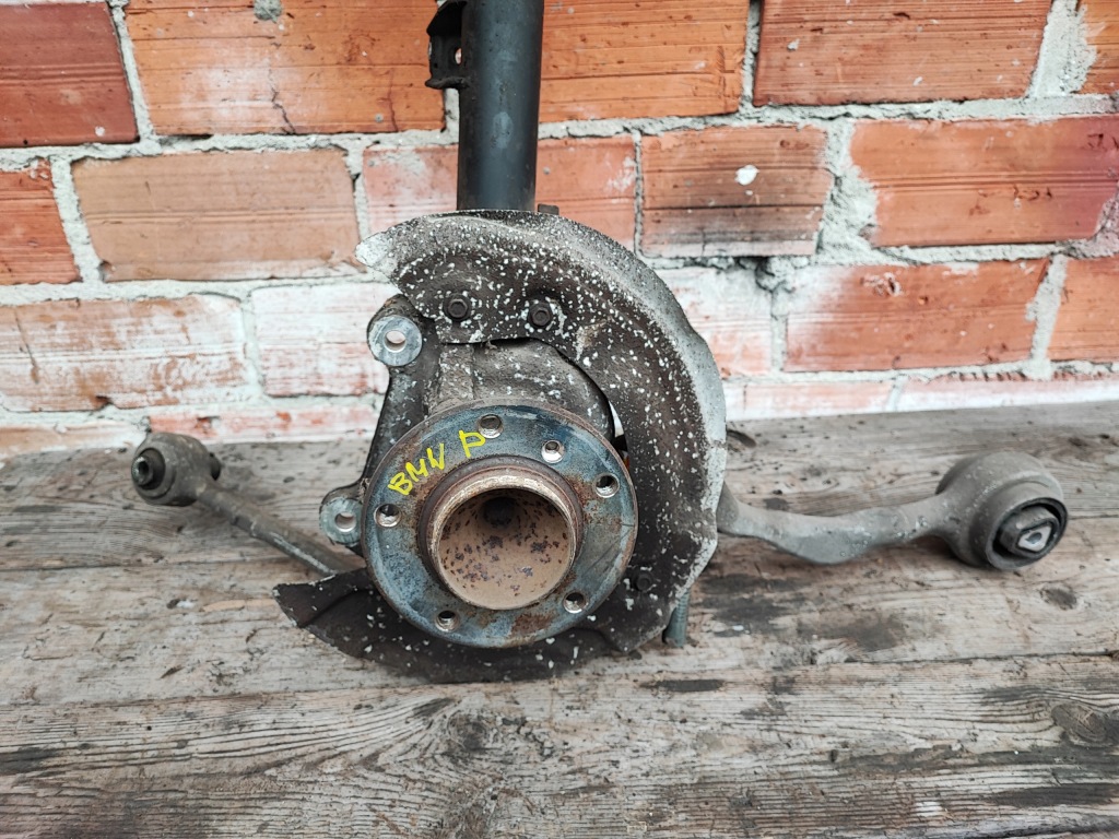 Bmw 3 e90 e91 n46 318i амортизатор правий перед Доставка