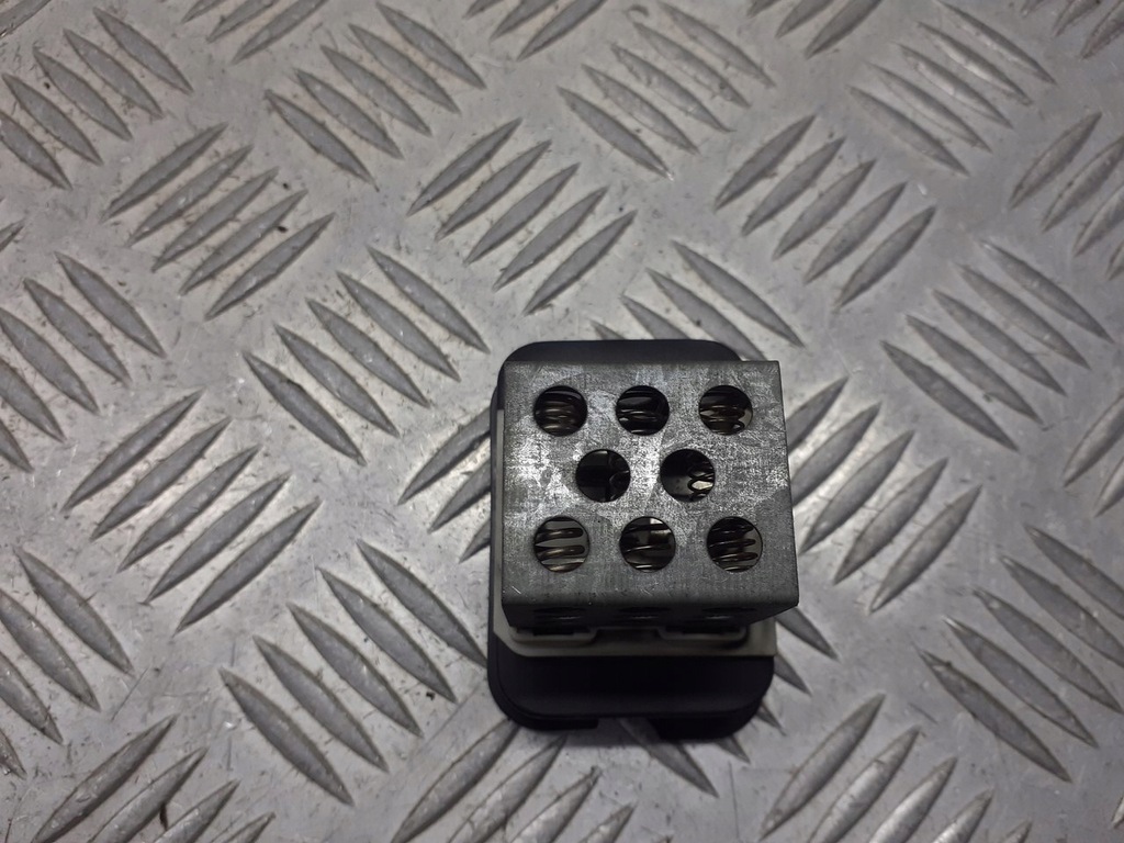 фото №1, Резистор резистор вентилятор opel astra g 1.4