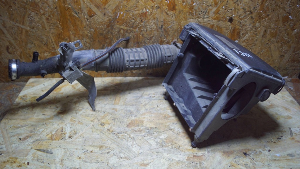 фото №2, Smart roadster 452 труба корпус воздуха a1601410704 f207