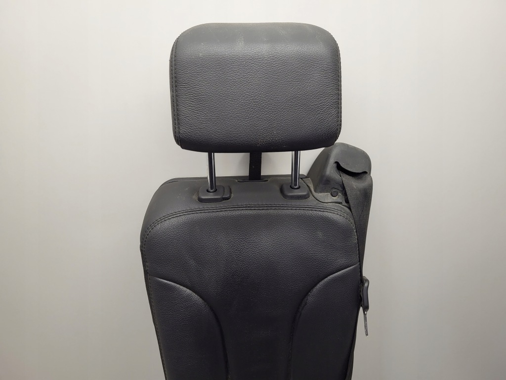 Сидіння середній задній mercedes w251 r klasa Ціна