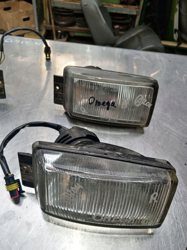 фото №4, Omega b противотуманная фара правый перед 90457819