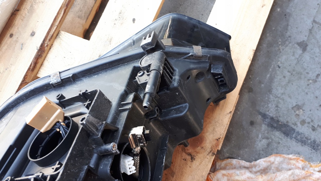 фото №12, A5 8t lift лампа правая правый перед ксенон uk