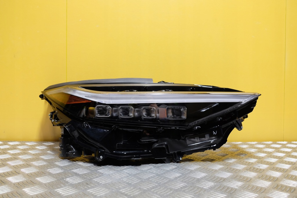 фото №1, Toyota bz4x 2022 2023- фара лампа led r usa