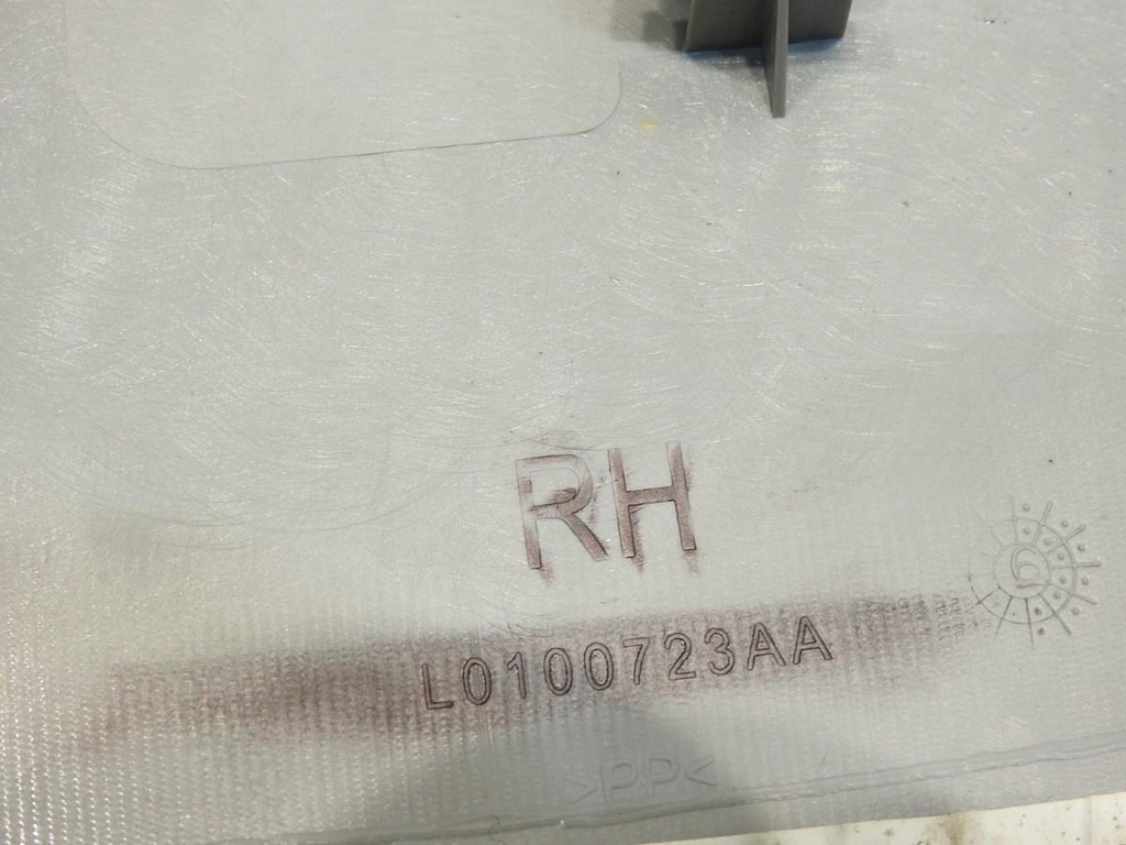 фото №6, Обивка дверь правый перед jeep compass i