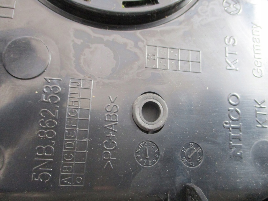 фото №10, Подлокотник vw tiguan 5na