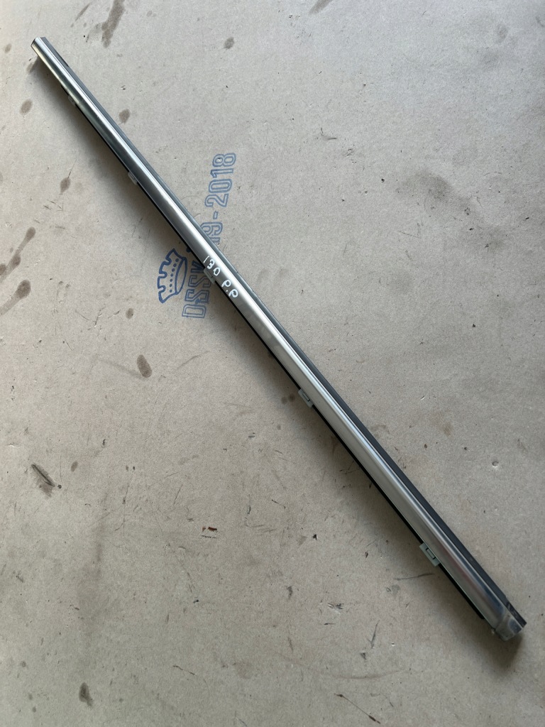 фото №1, Hyundai i30 iii kombi молдинг хром двері права перед передня