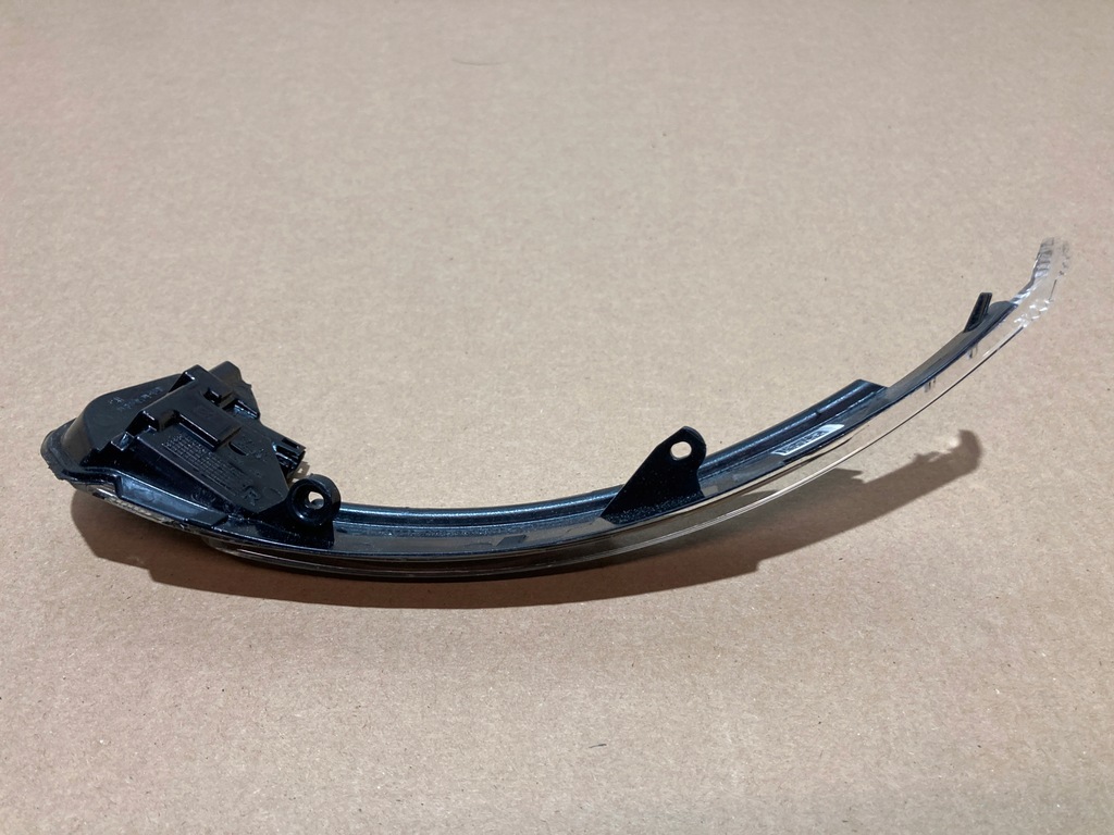 фото №12, Поворотник дзеркало правого audi a1 8x