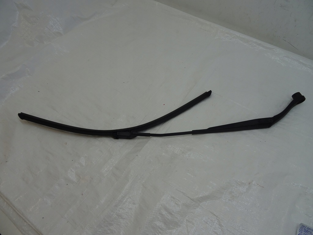 фото №1, Рычаг дворники правое peugeot rcz