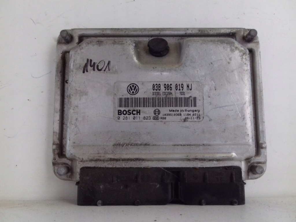 фото №1, Блок управления 0281011823 038906019nj