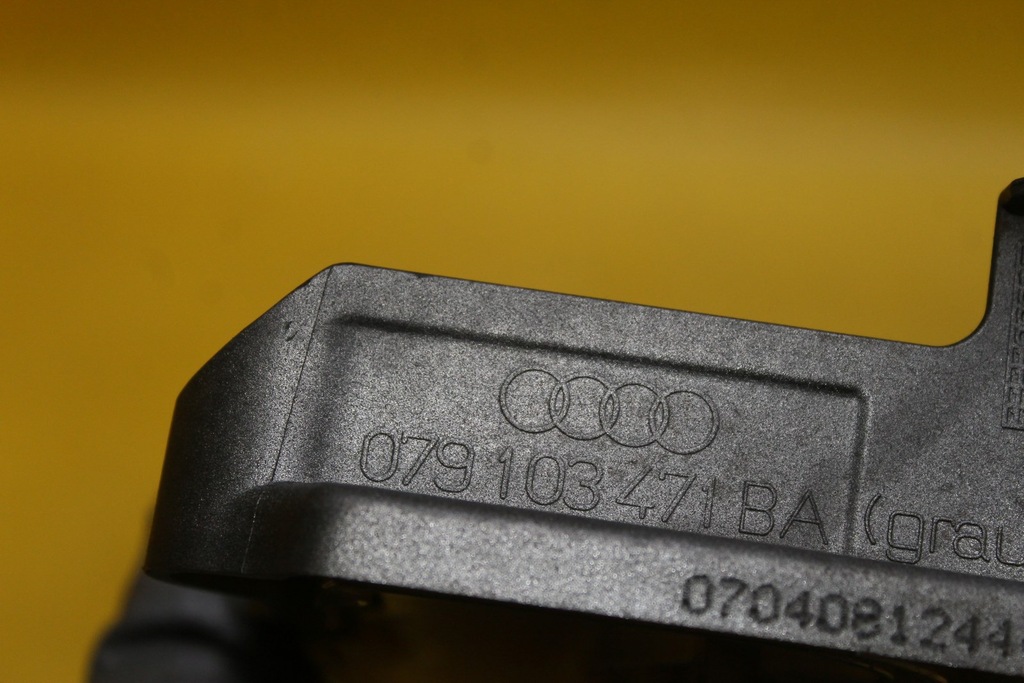 фото №7, Крышка распределительного вала 079103471ba audi r8 4.2 fsi byh