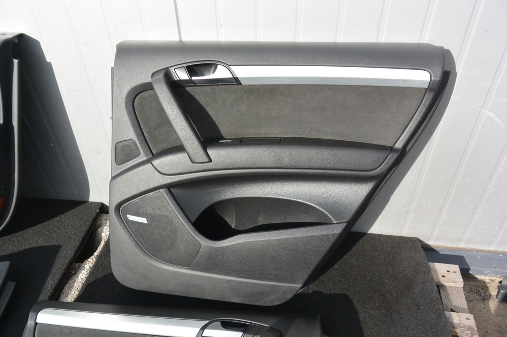 фото №11, Обшивка двері kpl шкіра bose audi q7 4l uk