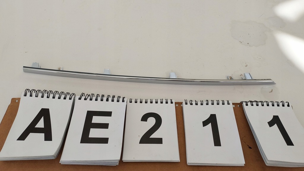 фото №1, Ml w166 молдинг na решётка радиатора левая a1668881185 nowa