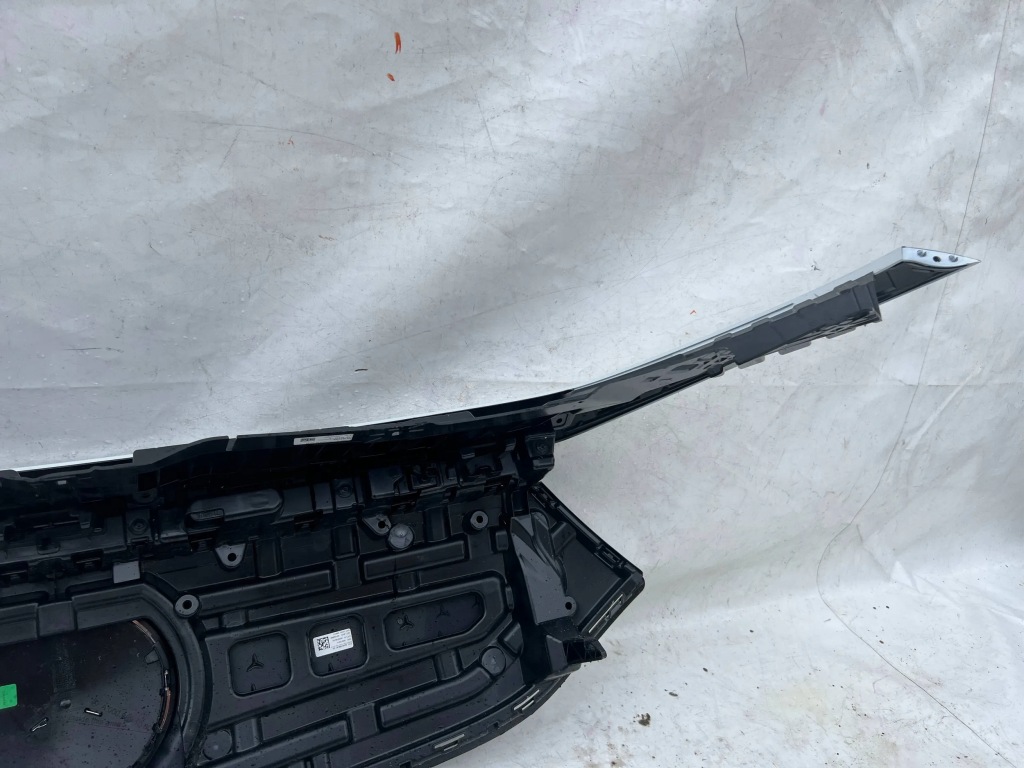 фото №12, Решітка радіатора решітка радіатора mercedes eqa 2021 a243 w243 бампер